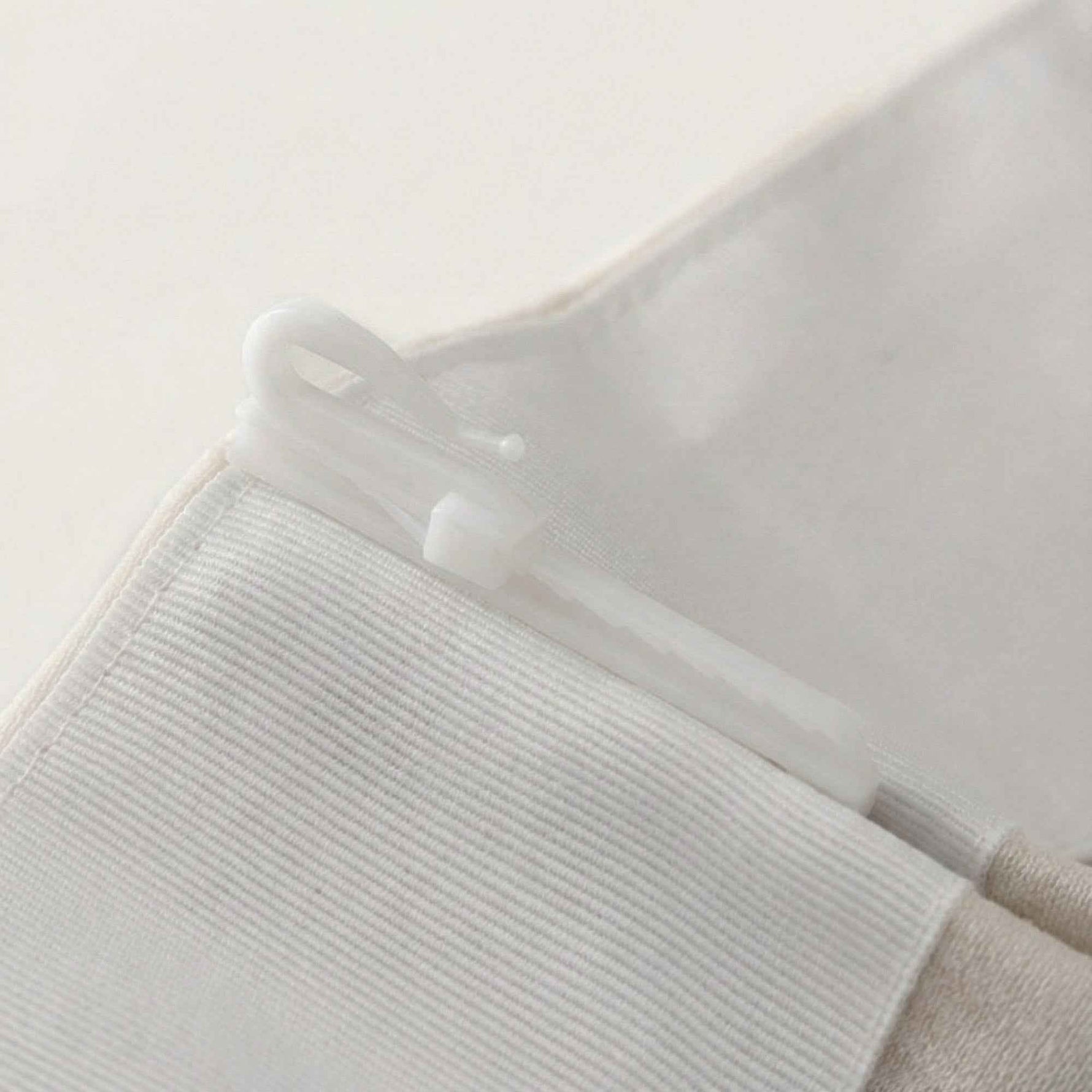 P-Curtain Hooks Set of 14pcs - Detail View 3 | JOYDRAPE Bespoke Luxury