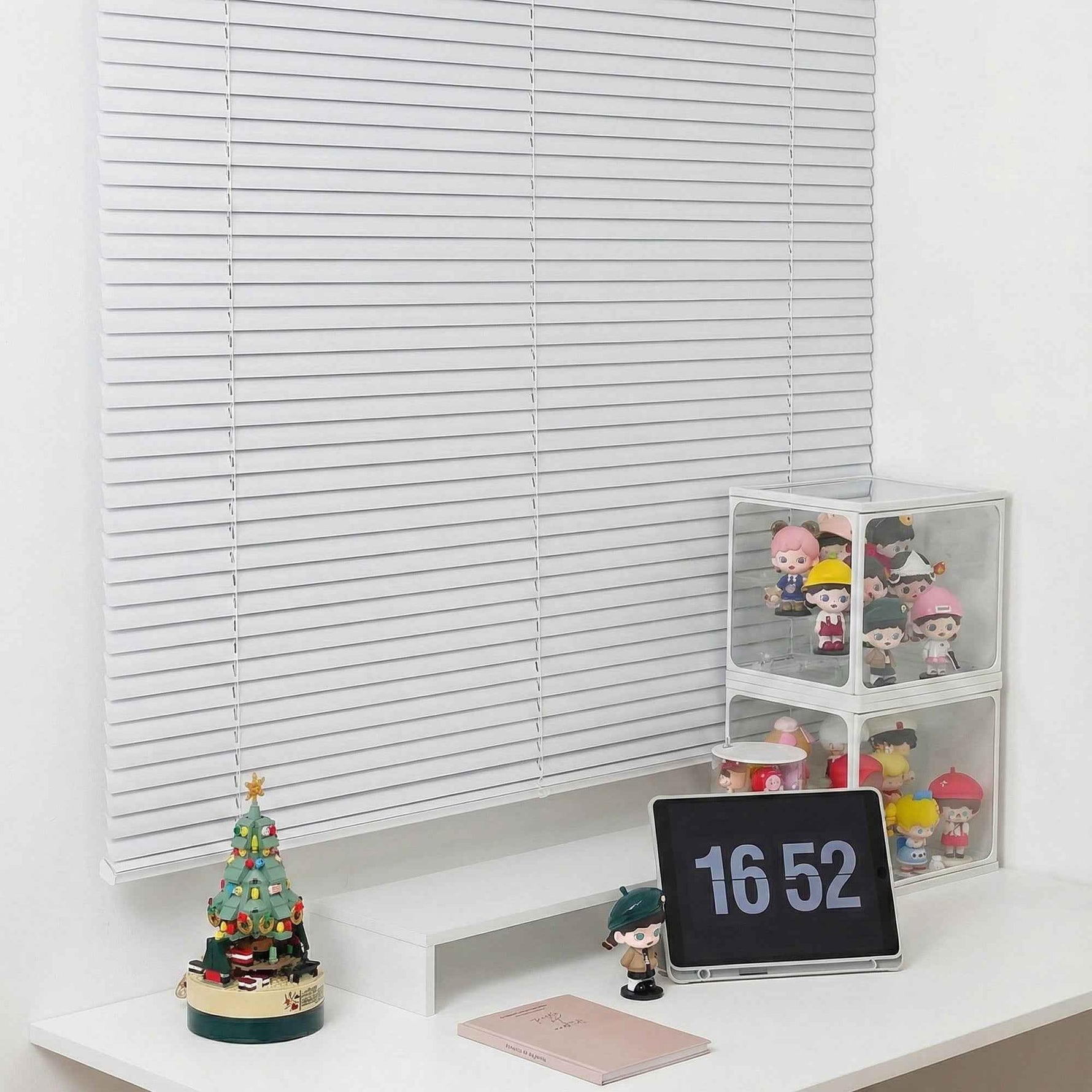 B-Aluver Corded Blackout Aluminum Blinds - Detail View 8 | JOYDRAPE Bespoke Luxury