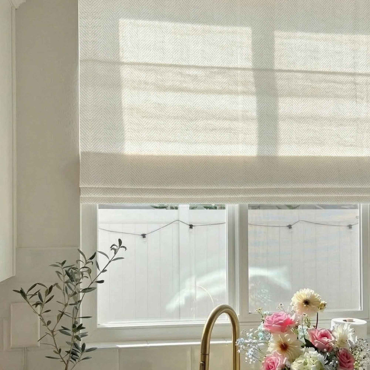 L-Mint Semi-blackout cotton-linen blend Roman shades - Detail View 4 | JOYDRAPE Bespoke Luxury