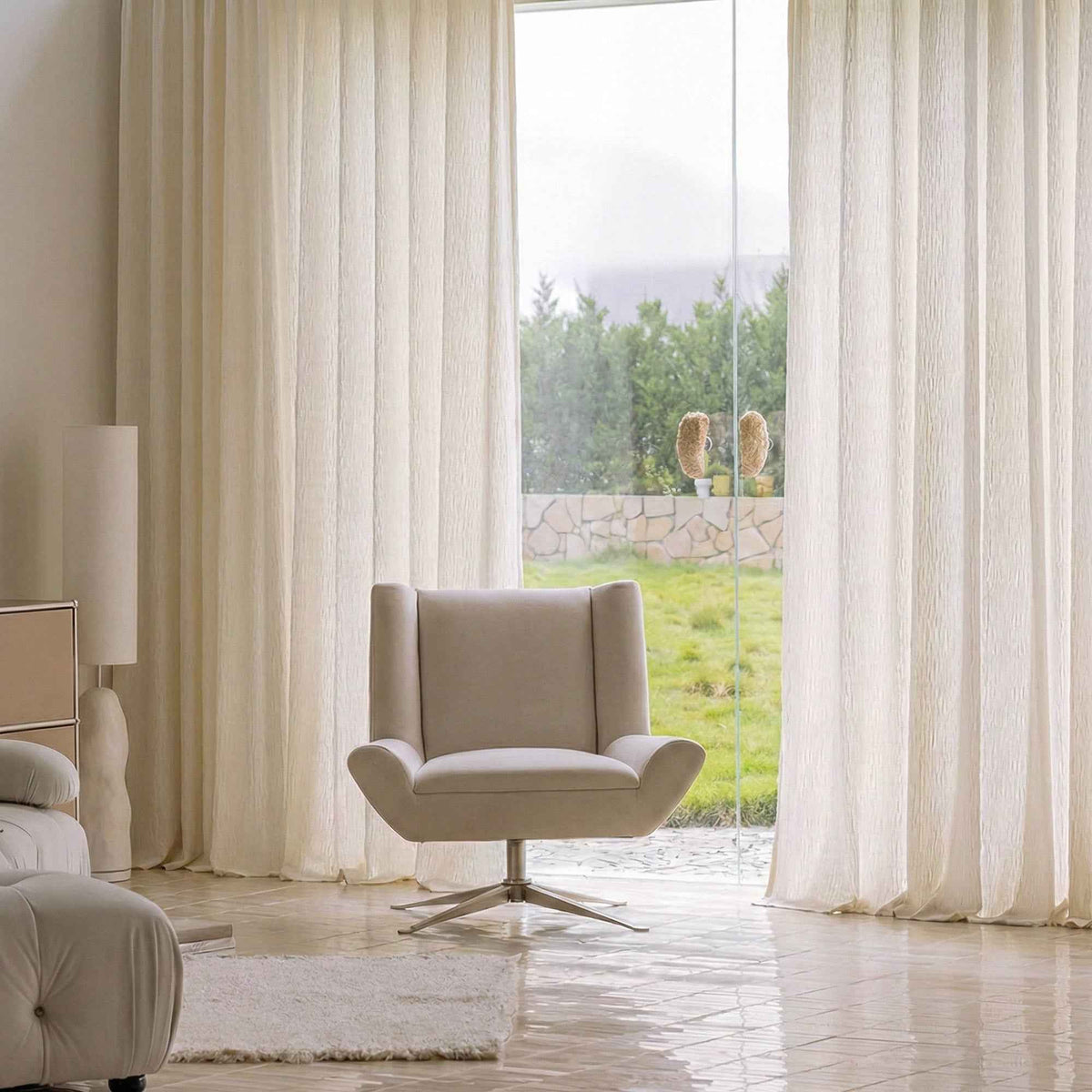 Line white plush-feel semi-sheer curtains