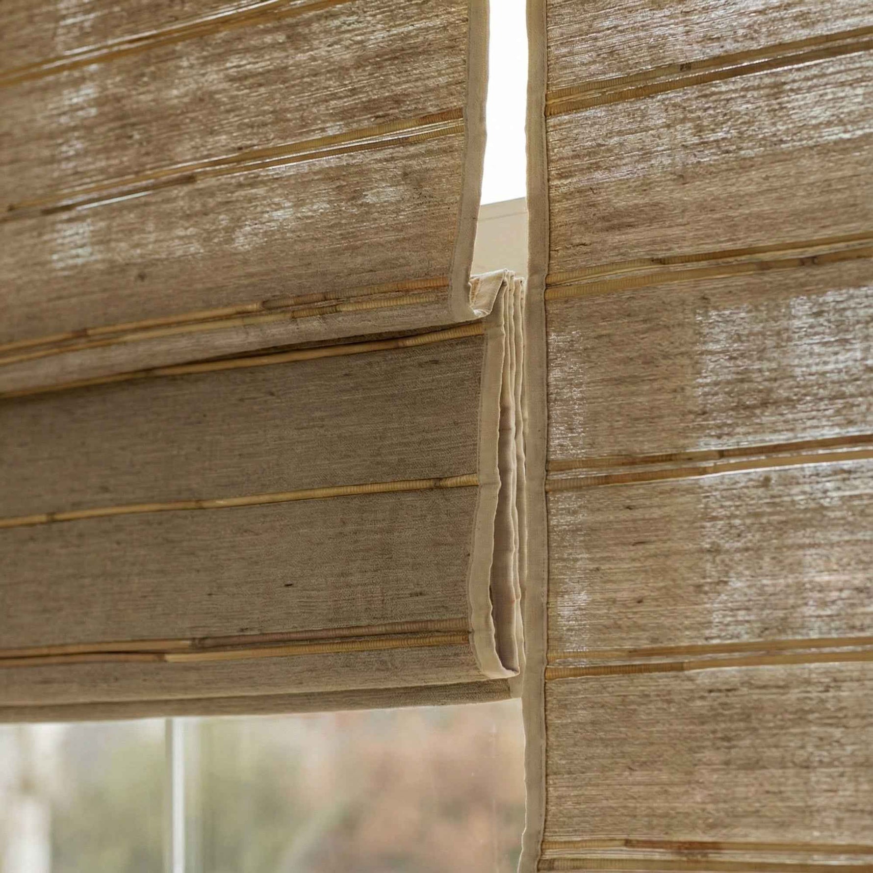 L-Lreed Cordless Fine Linen Roman Shades - Detail View 5 | JOYDRAPE Bespoke Luxury