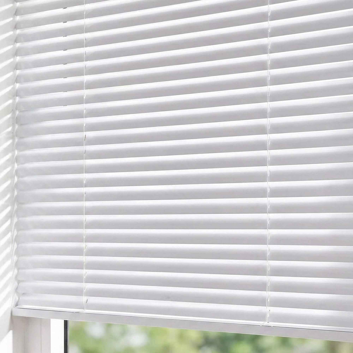 B-Aluver Corded Blackout Aluminum Blinds - Detail View 10 | JOYDRAPE Bespoke Luxury