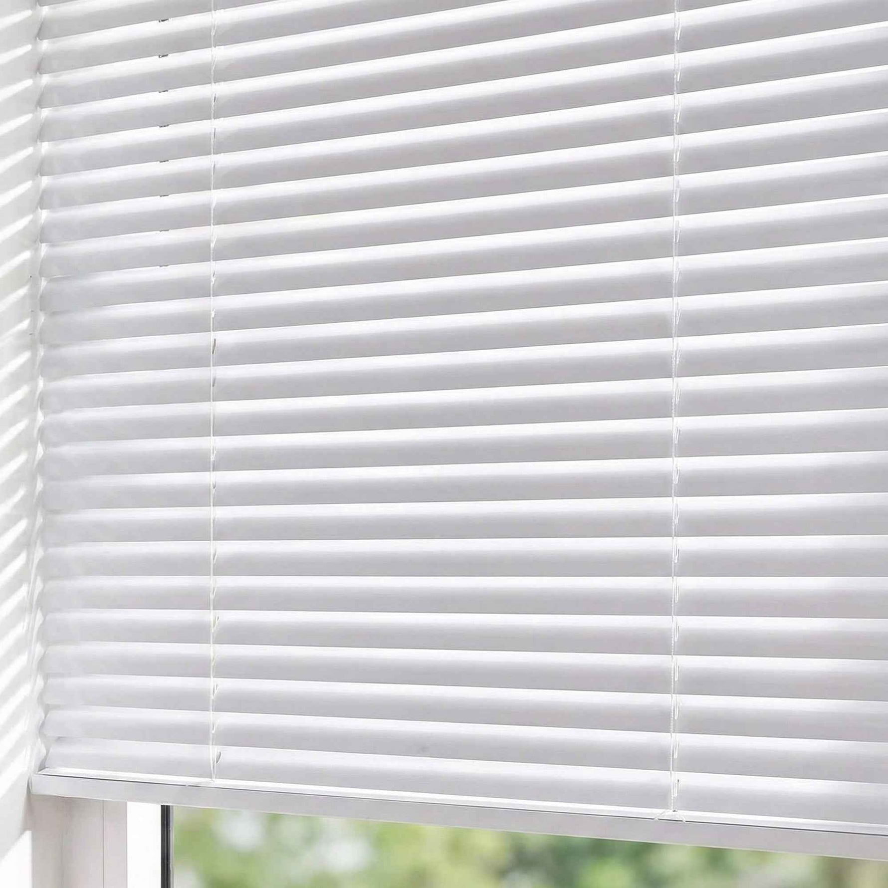 B-Aluver Corded Blackout Aluminum Blinds - Detail View 10 | JOYDRAPE Bespoke Luxury