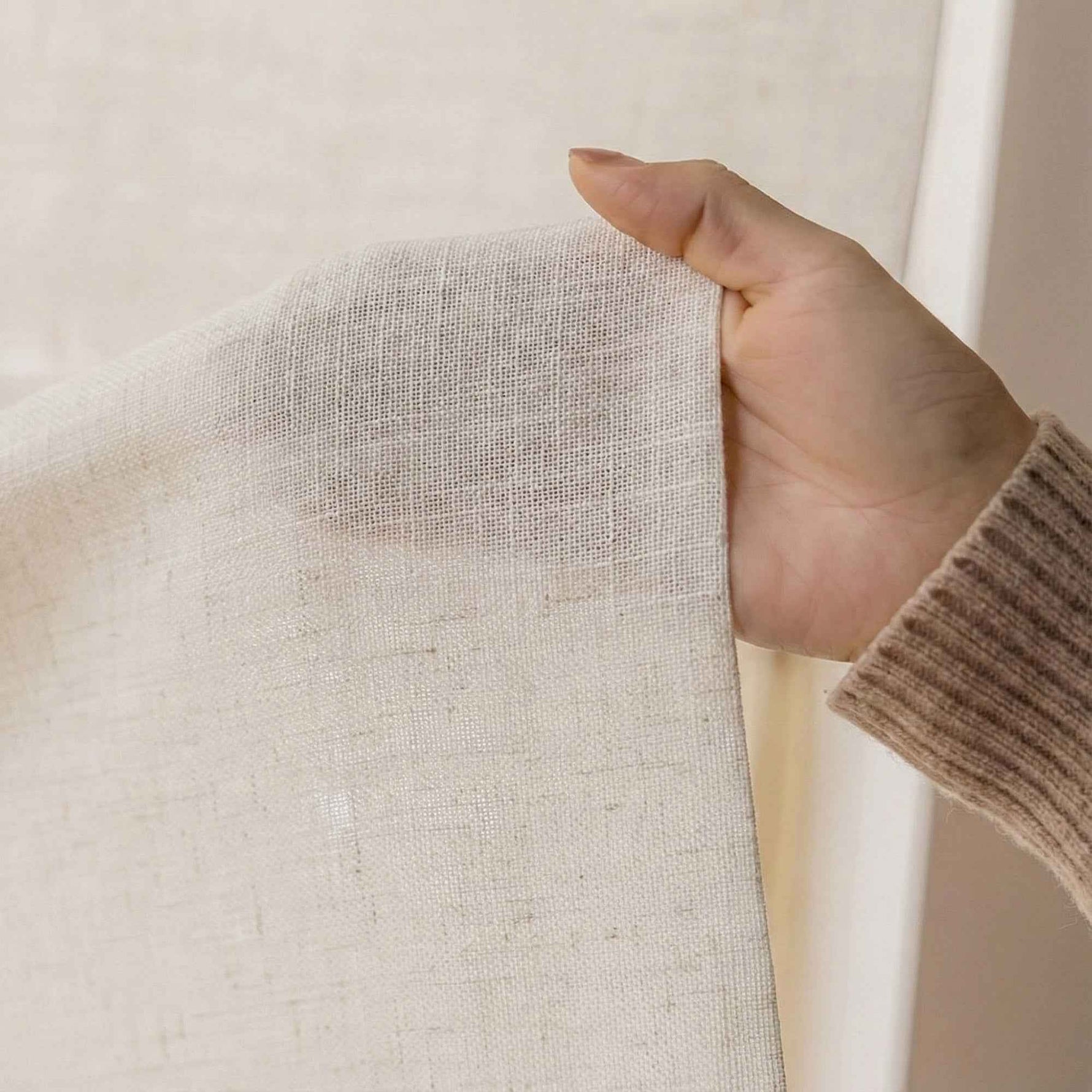 L-light Cordless Solid Linen Blend Roman Shades - Detail View 6 | JOYDRAPE Bespoke Luxury