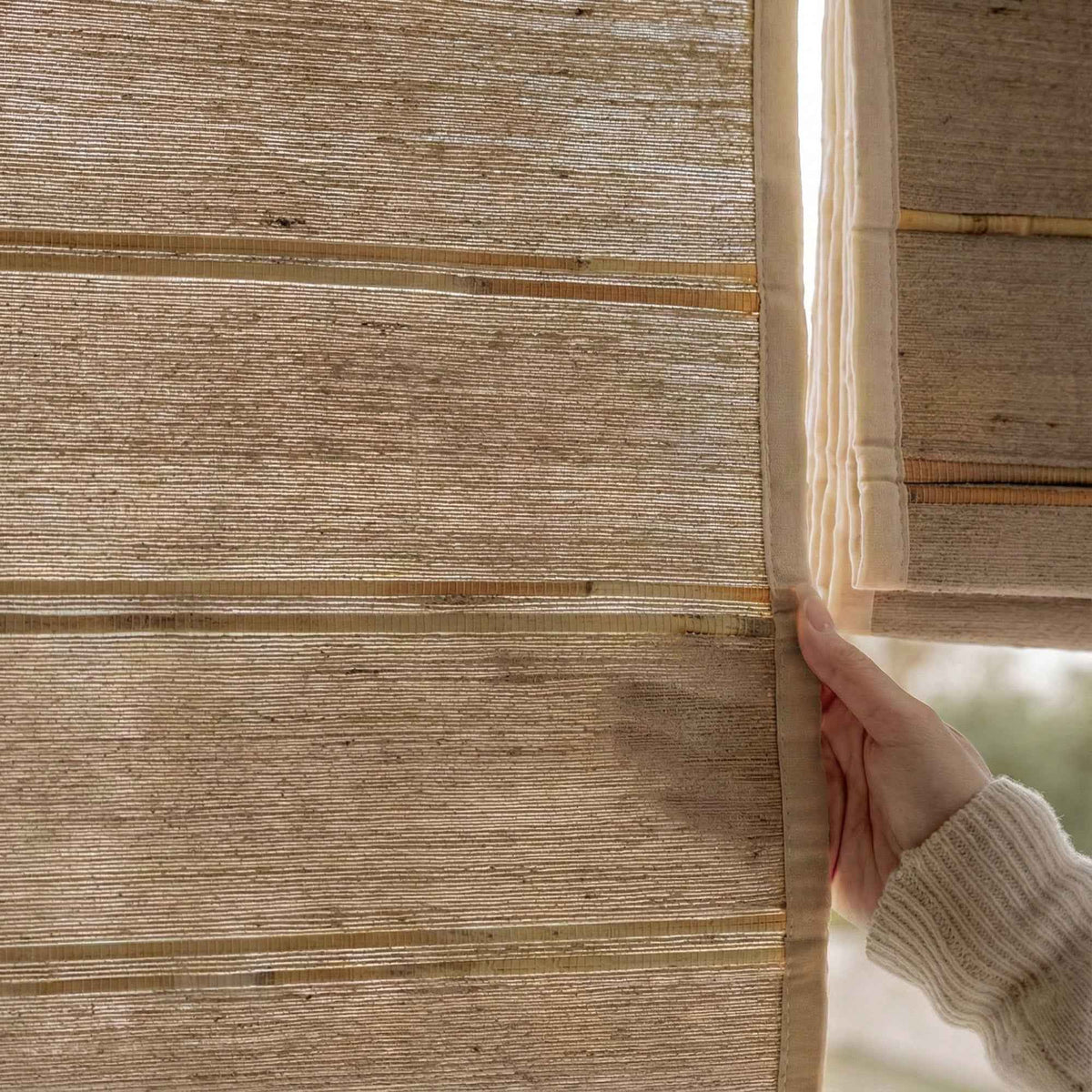 L-Lreed Cordless Fine Linen Roman Shades - Detail View 7 | JOYDRAPE Bespoke Luxury