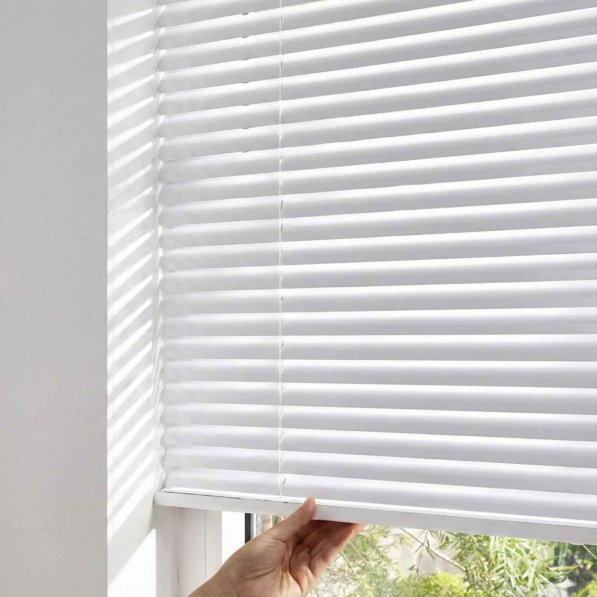 B-Aluver Corded Blackout Aluminum Blinds - Detail View 11 | JOYDRAPE Bespoke Luxury