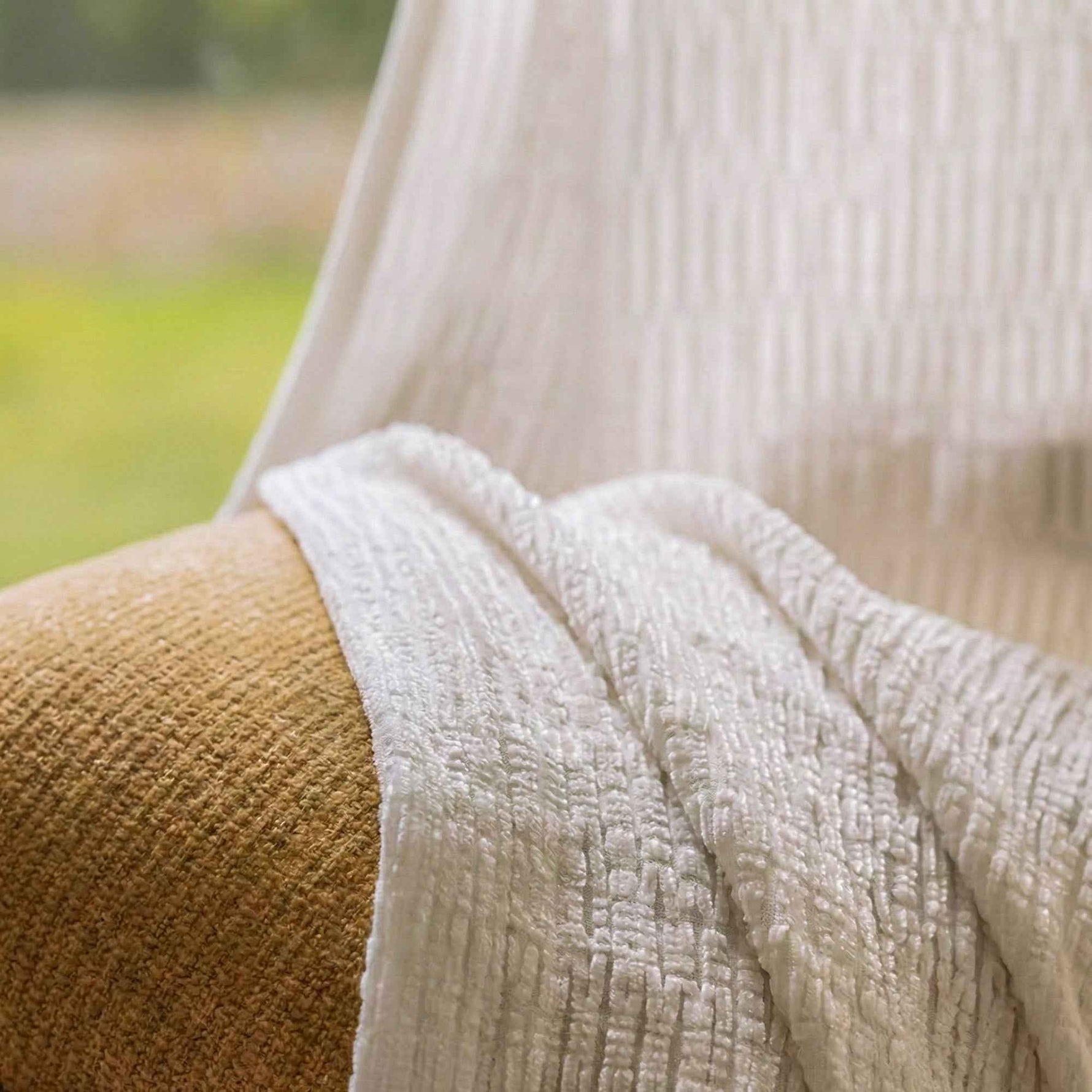 Line white plush-feel semi-sheer curtains